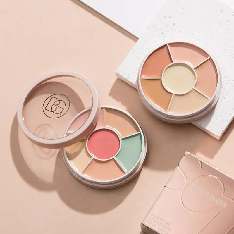Dary’s 6-in-1 Concealer Disc